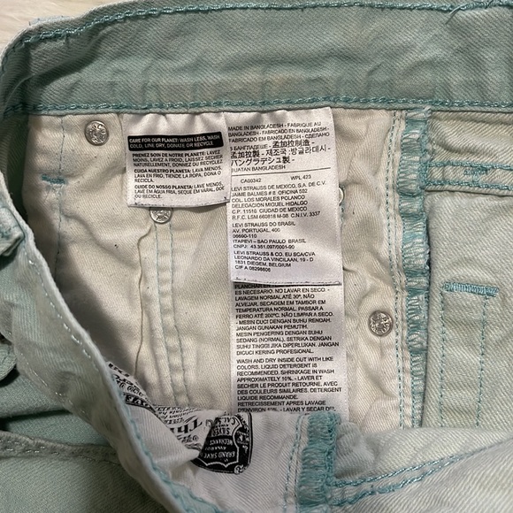 Levi’s 501 Denim Women Shorts - Picture 4 of 11